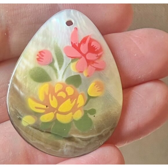 Set Of 3 Hand-Painted Mother Of Pearl Pendants Floral & Duck Designs Decorative - Picture 5 of 16